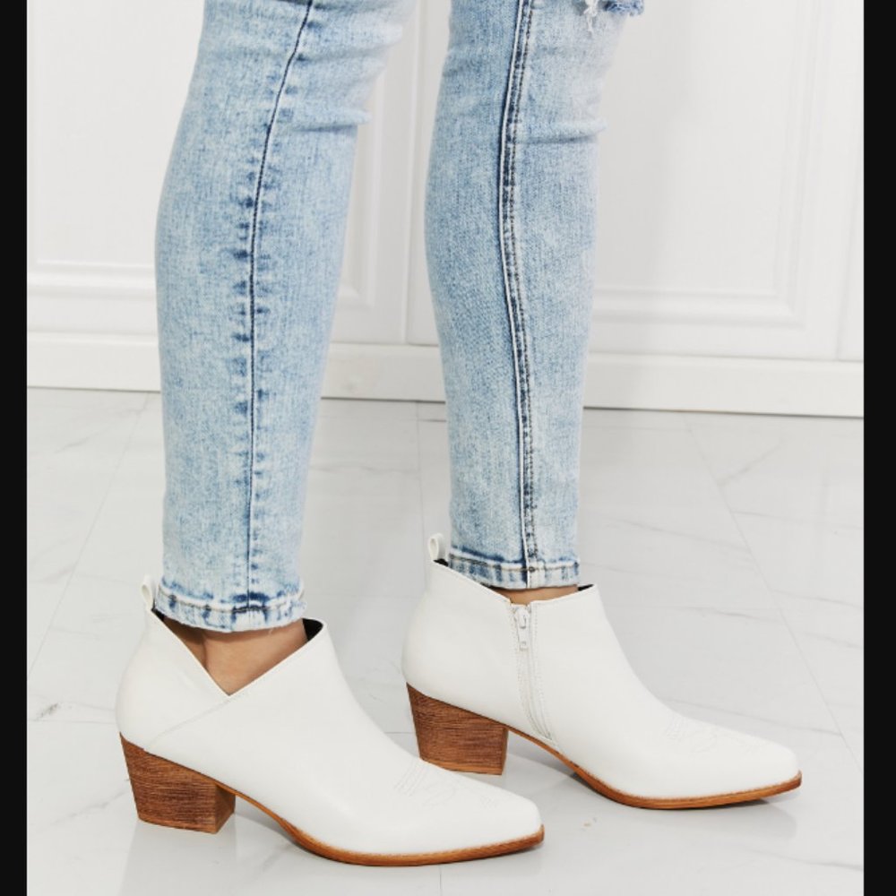 🌟NEW, CUTE*- MMShoes Trust Yourself Embroidered Crossover Bootie OFFERS WELCOME